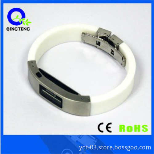 Silicone bracelet with bluetooth for women